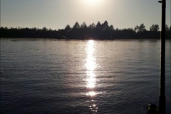 Pescando en el amanecer